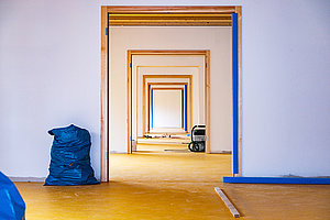 Neubau der Ev. Kita Regenbogenland: Stand der Arbeiten, 28.10.2025 (© Nico Kammermeier)