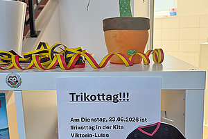 Ev. Kita Viktoria-Luise-Platz: Trikottag zur Fußball-WM, 23. Juni 2026 (© Stefanie Leipholz)